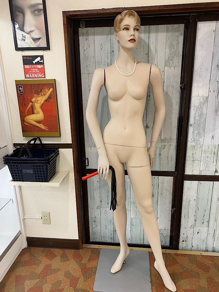 新スタッフ破廉恥S子さん